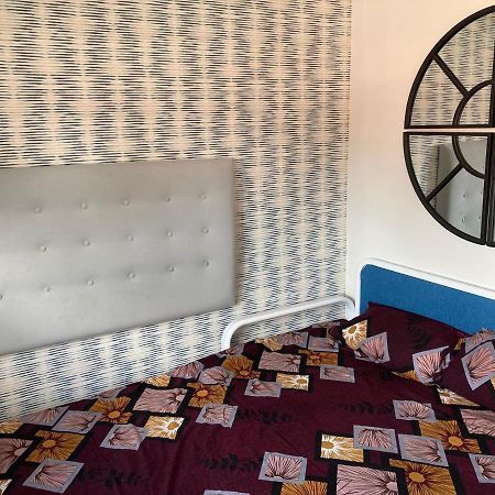Chandra House Swindon Kültér fotó